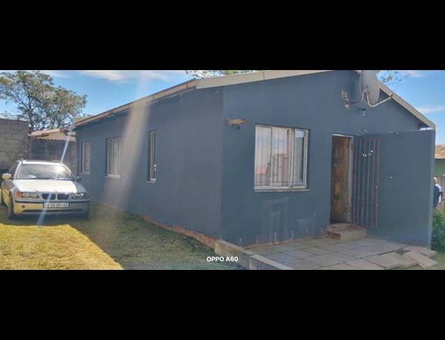 3 BEDROOM HOUSE FOR SALE IN PALM RIDGE